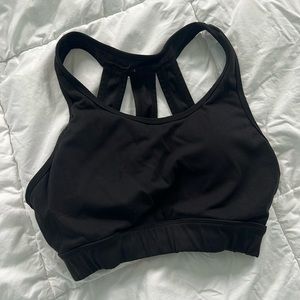 Black NVGTN bra with removable bra inserts